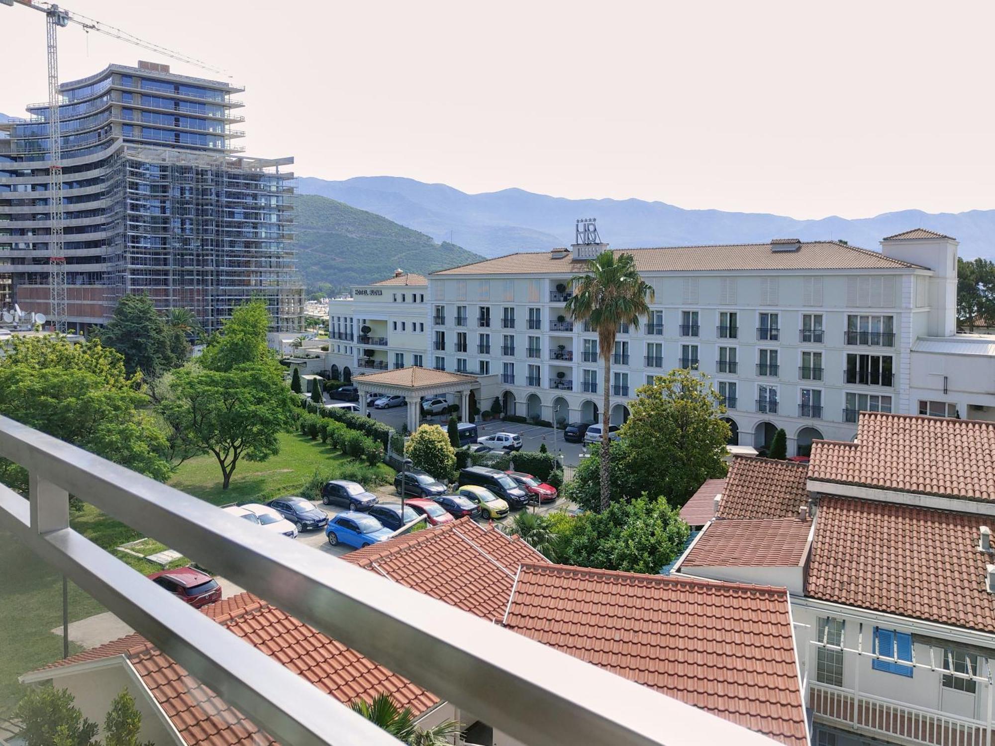 Montesun Fontana Apartments Budva Extérieur photo