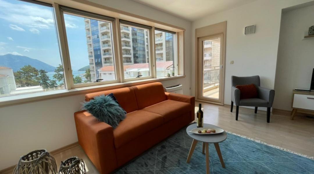 Montesun Fontana Apartments Budva Extérieur photo